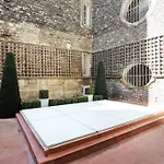 Terrace Matignon Apartment
