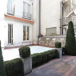 Terrace Matignon Apartment