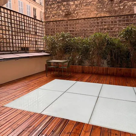 Terrace Matignon Apartment *